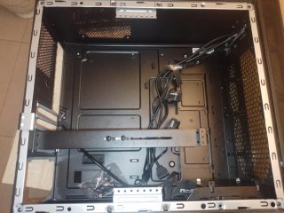 Caja gaming MSI