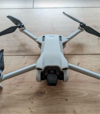 DJI Mini 3 Fly More Combo(garantia) (DJI RC)