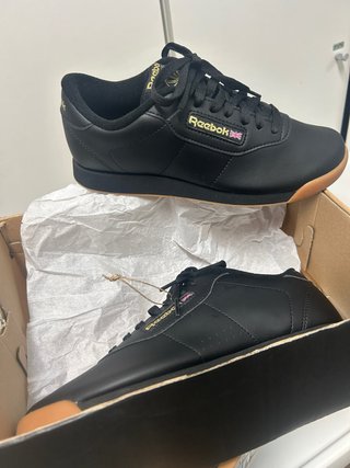 Zapatilla reebok talla 39 NUEVO