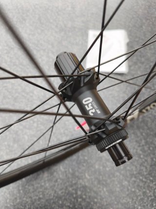 Rueda Trasera *NUEVA* DT Swiss XR 1700 29" CL HG
