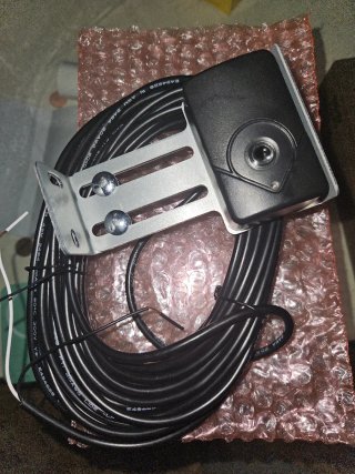 Sensor Láser con Cable y Soporte