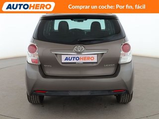 Toyota Verso 1.6 Advance