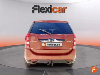 Mahindra XUV 500 AWD (4X4) W8 - 7 plazas