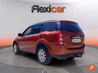 Mahindra XUV 500 AWD (4X4) W8 - 7 plazas