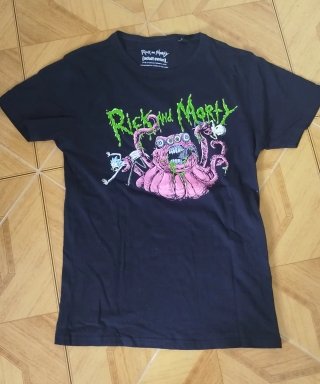 Camiseta Rick y Morty Negra Talla M nueva