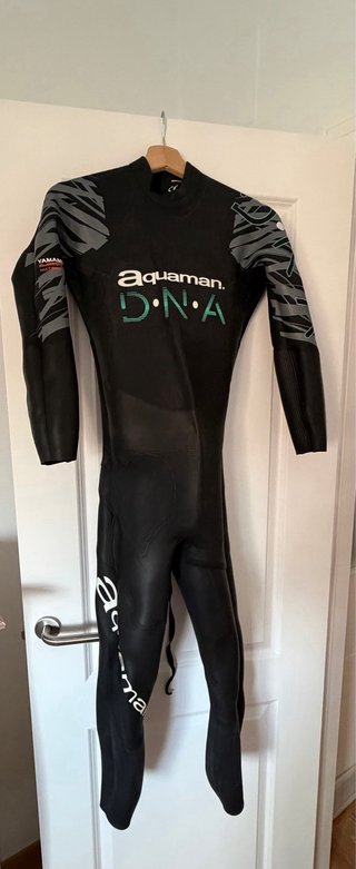 Neopreno Aquaman DNA Talla M