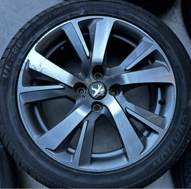Llantas 17” Peugeot 2008 (4 unidades)