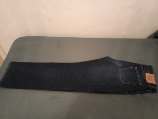 Pantalón Levi's 751 W33 L32