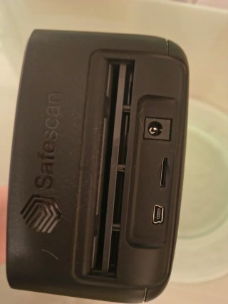 Detector de Billetes Safescan 155-S y Apilador