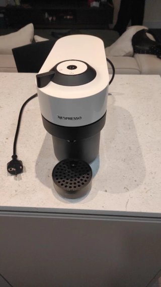 Cafetera Nespresso Krups Blanca y Negra