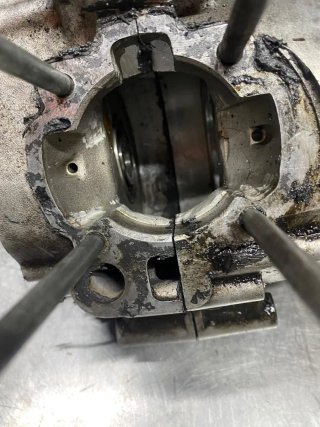 Cárteres Motor AM6
