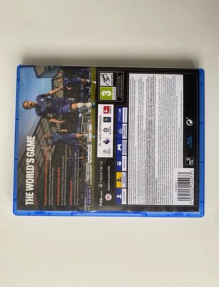 Pacchetto 2 Giochi FIFA 22 e FIFA 23 (PS4)