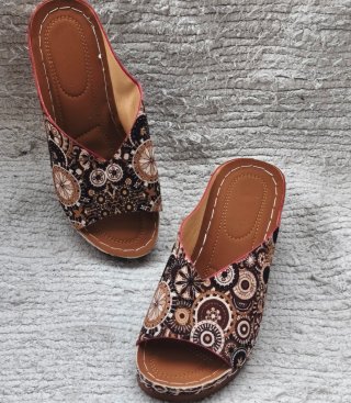 Sandalias de tacón estampado geométrico 39