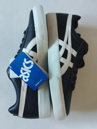 Zapatillas ASICS Negras y Blancas