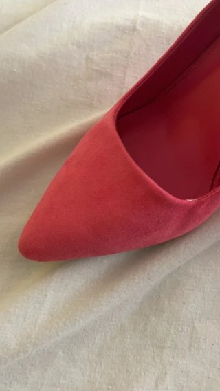 Zapatos de tacón fucsia Lefties