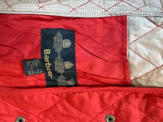Chaqueta Barbour acolchada roja talla S