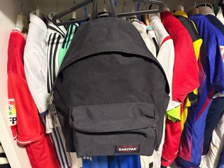 Mochila Eastpak Negra