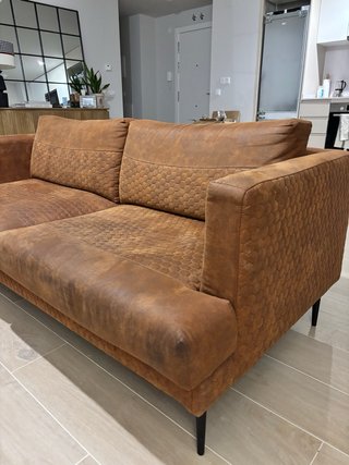 Sofá Kave Tanya 3 plazas marrón