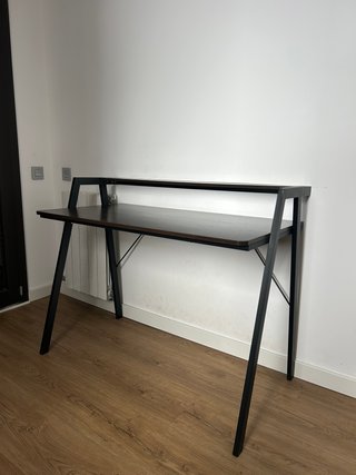 Escritorio Estilo Industrial con Estante