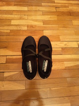 Zapatos Skechers Negros con Tiras