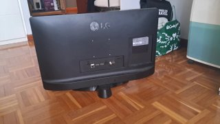 Smart TV LG 24” HD webOS como nueva