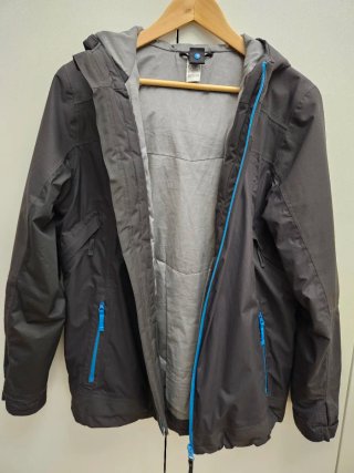 Chaqueta Quechua impermeable forro polar