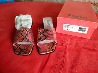 120 pares stock zapato de señora tacón