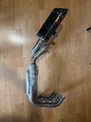 Escape Akrapovic MT09 v2