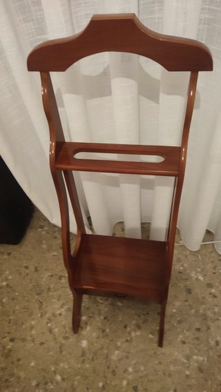 Galán de noche de madera