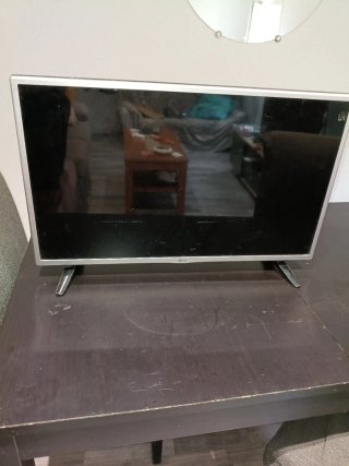 Televisión LG Plateada