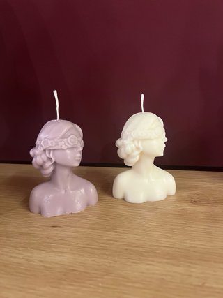 Orsetto decorativo bianco con rose