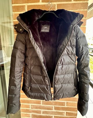Anorak Zara Pluma Mujer Negro