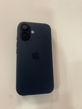 iPhone 16 Negro 128GB