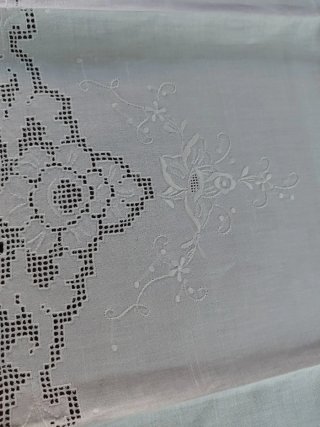 Asciugamano in lino ricamato a mano 112x70 cm