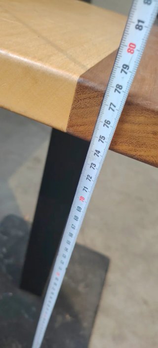 Mesa 60x60 madera y metal