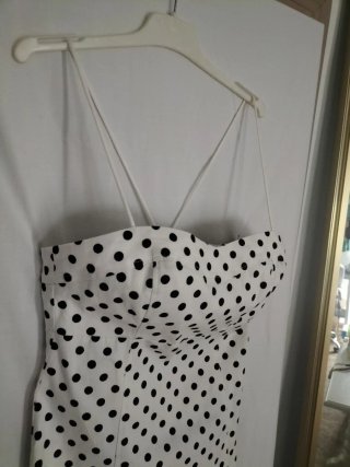 Vestido de mujer con lunares