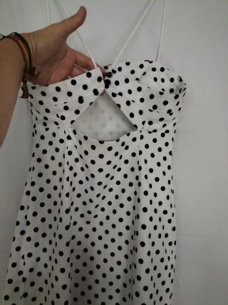 Vestido de mujer con lunares