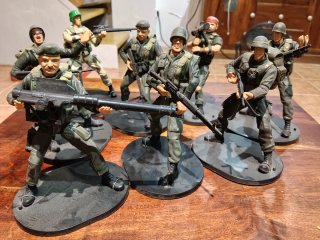 Set de 8 Figuras de Soldados
