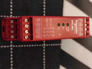 Relé de seguridad Schneider Electric XPS,AF 3, 24V