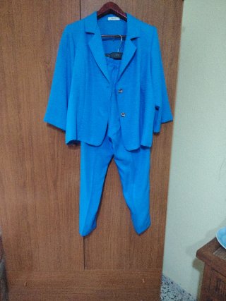 Conjunto chaqueta y pantalón talla 48