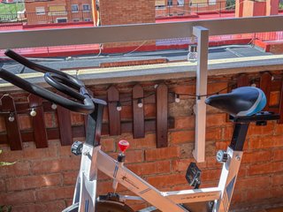 Bicicleta Estática Ajustable