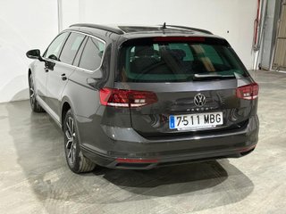 Volkswagen Passat 2022
