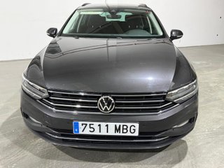 Volkswagen Passat 2022