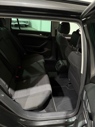 Volkswagen Passat 2022