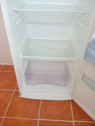 Nevera Vertical AEG Electrolux Blanca 190cm Alto.
