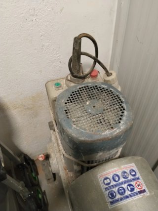 Pulidora de suelos trifásica Flaquet