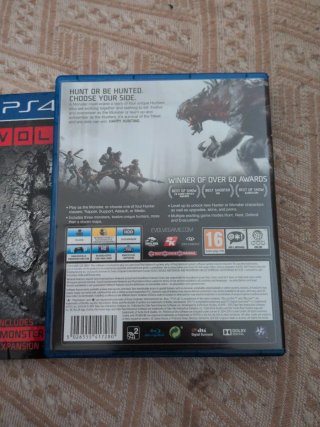 PS4 Evolve Portada Especial con relieve