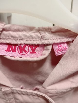 Chaqueta rosa con capucha y bolsillos T.6