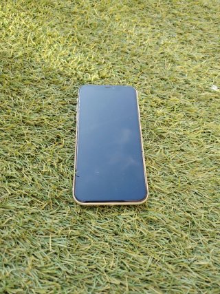 iPhone 11 64GB Blanco 70% bateria