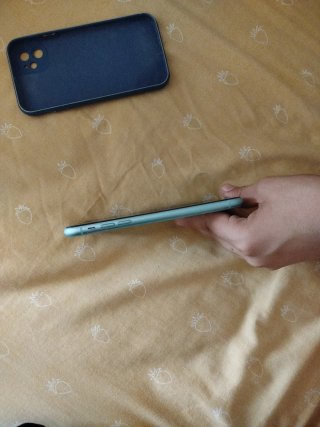 iPhone 11 Apple
